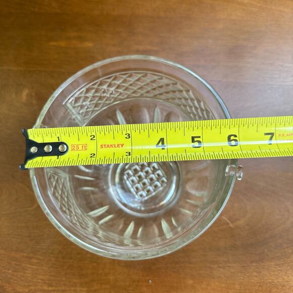 Vintage Ice Bucket Thumbprint Diamond Quilted Pattern Pressed Glass - Picture 8 of 9